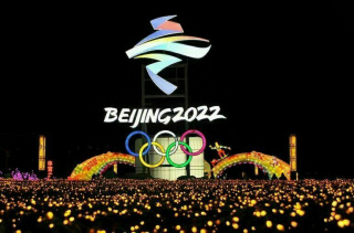             ФЛЕШМОБ клуба «Долгожитель» в поддержку российских спортсменов на Играх в Пекине. 